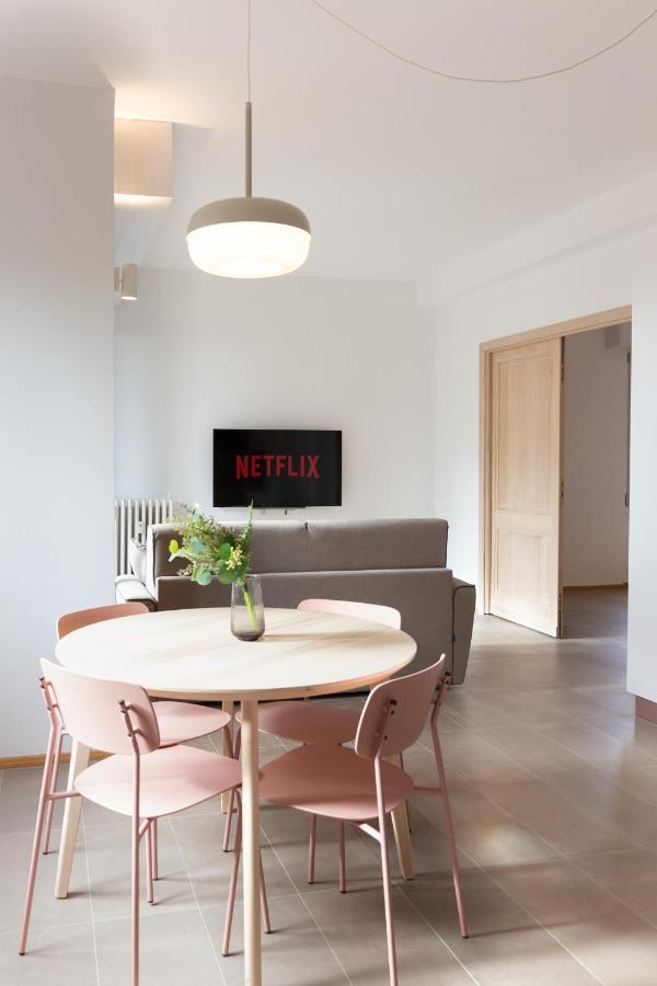 New Exclusive Melegnano Apartments- Near Train Station Extérieur photo