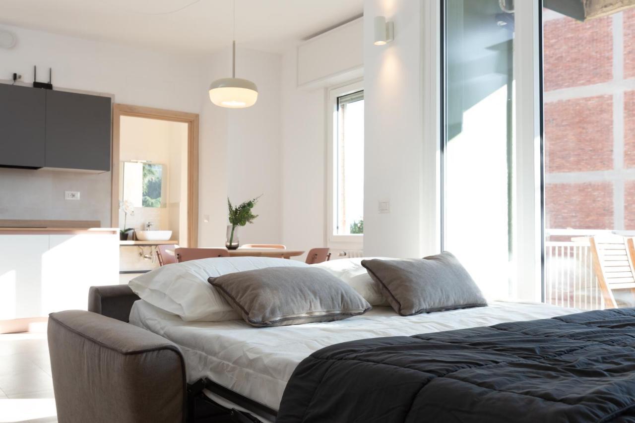 New Exclusive Melegnano Apartments- Near Train Station Extérieur photo