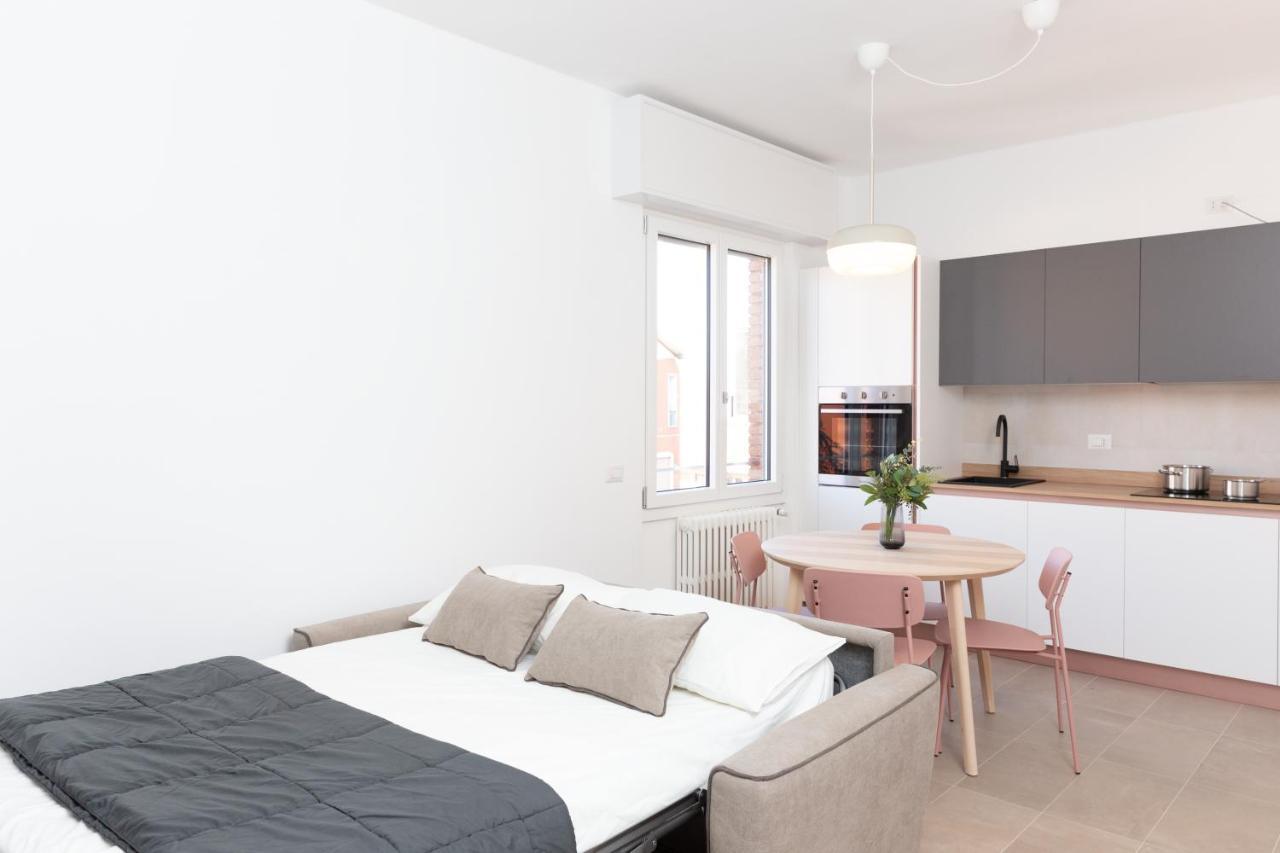 New Exclusive Melegnano Apartments- Near Train Station Extérieur photo