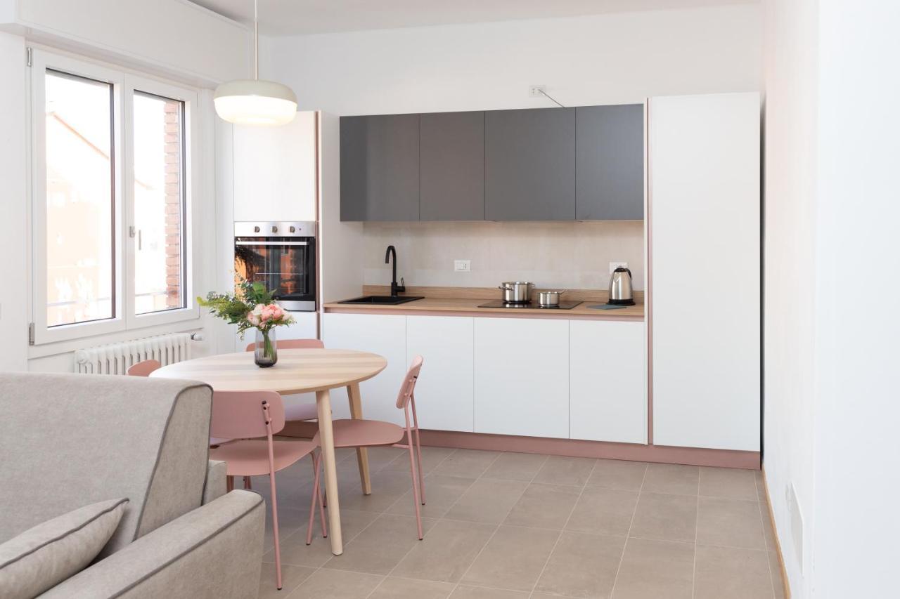 New Exclusive Melegnano Apartments- Near Train Station Extérieur photo