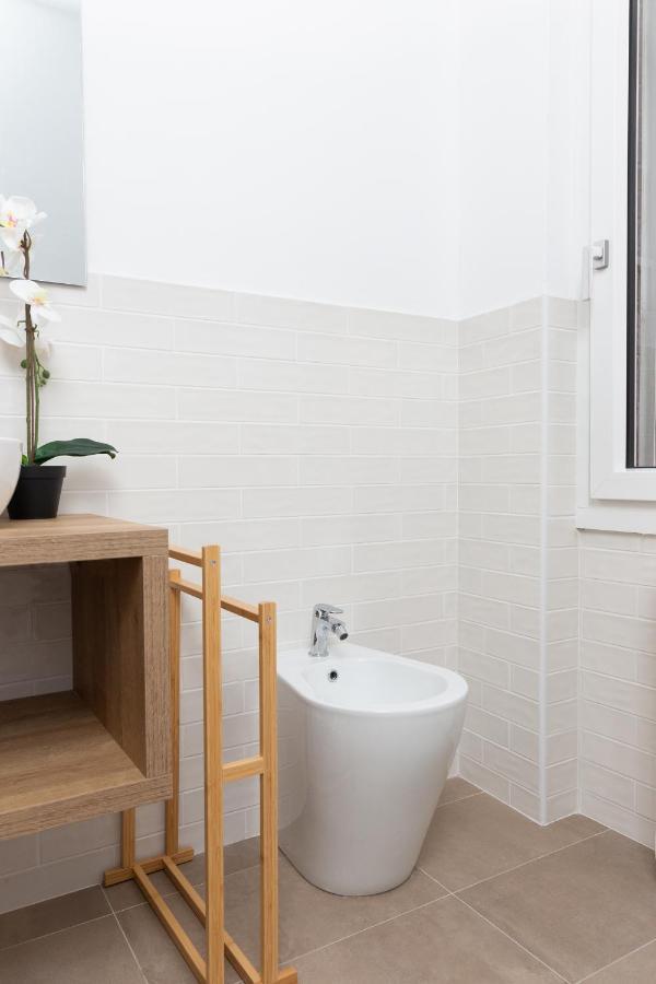 New Exclusive Melegnano Apartments- Near Train Station Extérieur photo