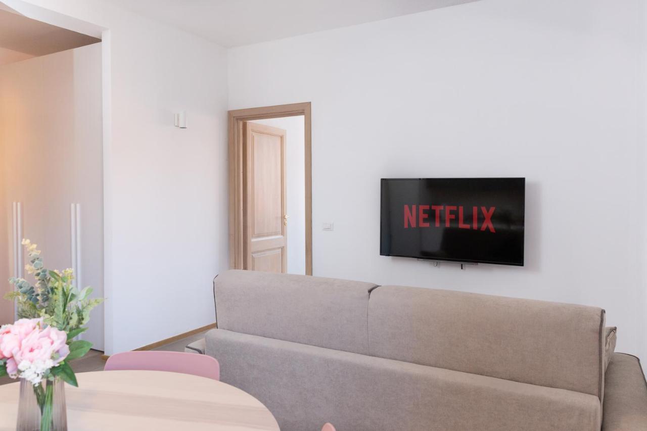 New Exclusive Melegnano Apartments- Near Train Station Extérieur photo
